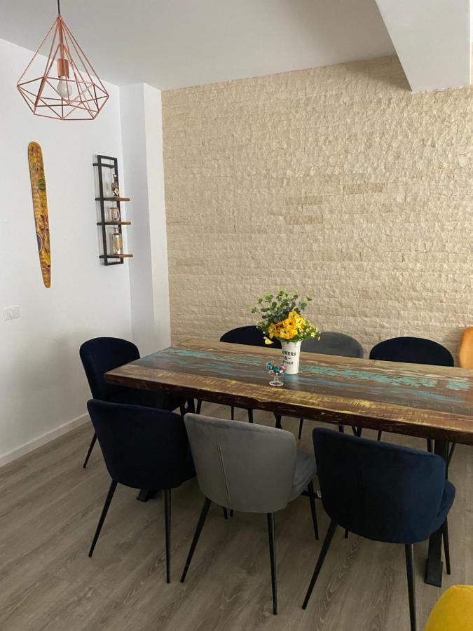 Casa Skadi, Zamora,Buşteni エクステリア 写真